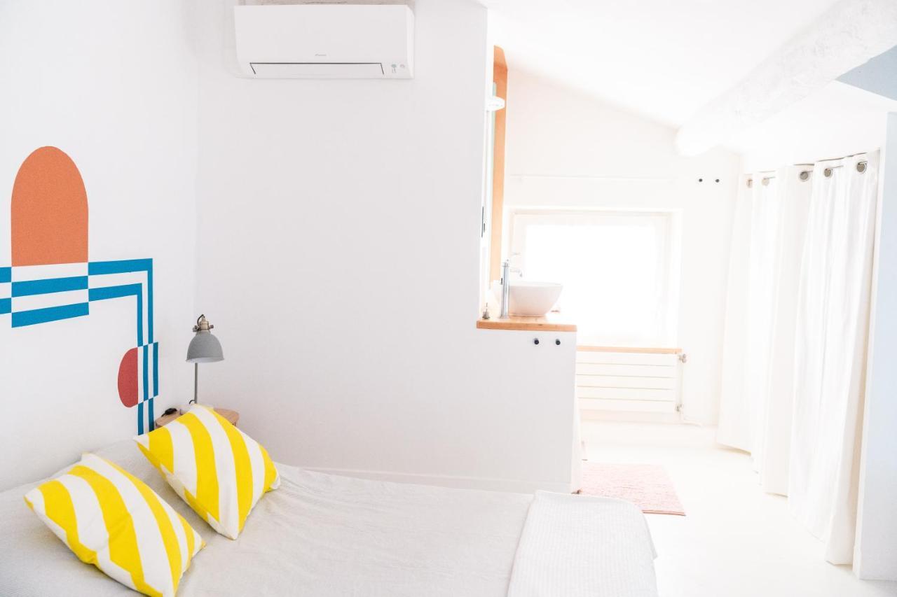 Duplex Au Coeur Du Vieux Ницца Экстерьер фото